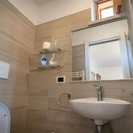 Il Chiostro לינה וארוחת בוקר 3*