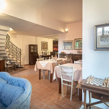 Il Chiostro לינה וארוחת בוקר אסיסי