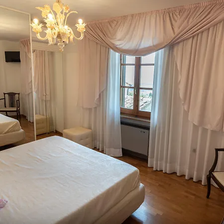 Il Chiostro 3* Assisi