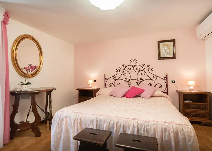 基奥斯特罗阿西西ii号住宿加早餐酒店